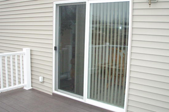 Gustine-screen-door-repair