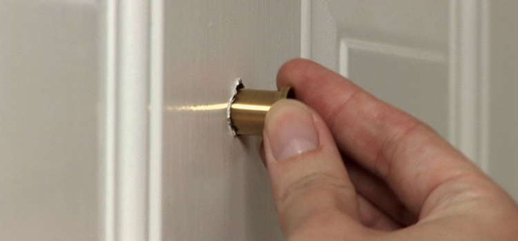 peephole door repair in Gustine